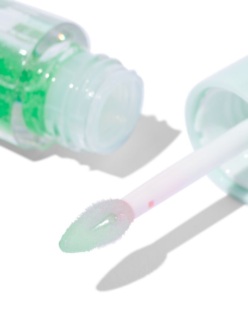 color changing lip oil