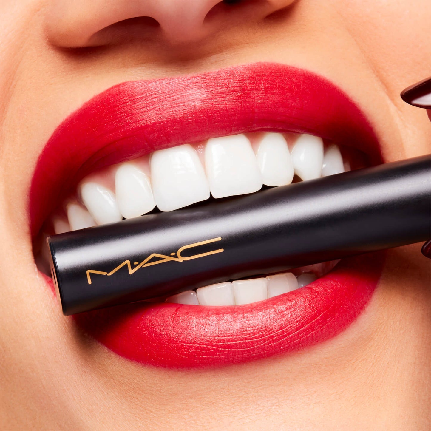 MAC Powder Kiss Velvet Blur Slim Stick