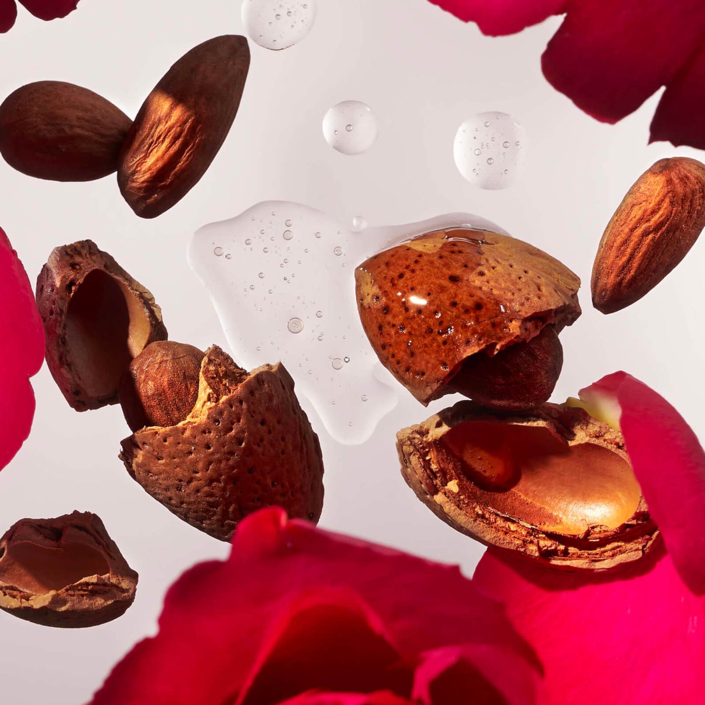 Rituals The Ritual of Ayurveda Sweet Almond & Indian Rose Salt Body Scrub 300g