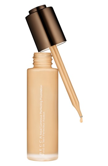 Aqua Luminous Perfecting Foundation