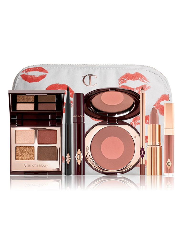 10-iconic looks The Bella Sofia - make-upset