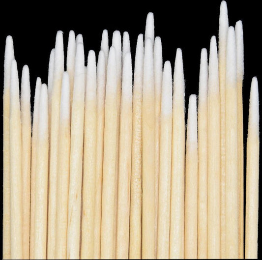 Dunne wattenstaafjes - 100 stuks - Multifunctioneel Katoen Staaf - Make-Up Cotton Swabs - Nagels Schoonmaken - Kabelingang Schoonmaken - Earpods schoonmaken