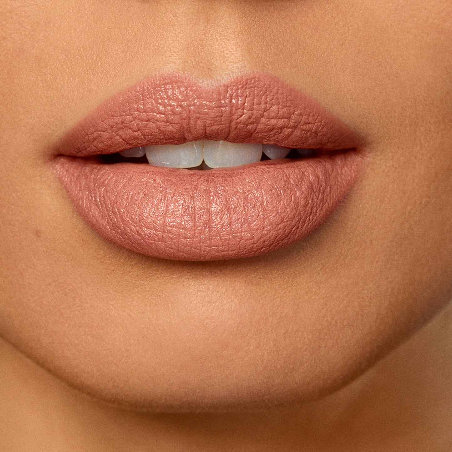 Laura Mercier Rouge Essentiel Zijdezachte Crème Lipstick