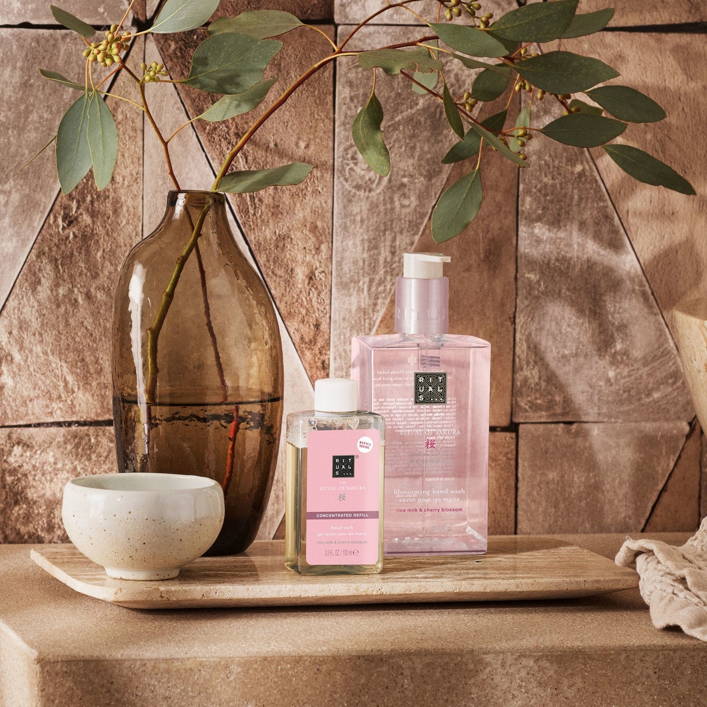 Rituals The Ritual of Sakura - Floral Cherry Blossom & Rice Milk - Concentrated Refill Hand Wash 100ml