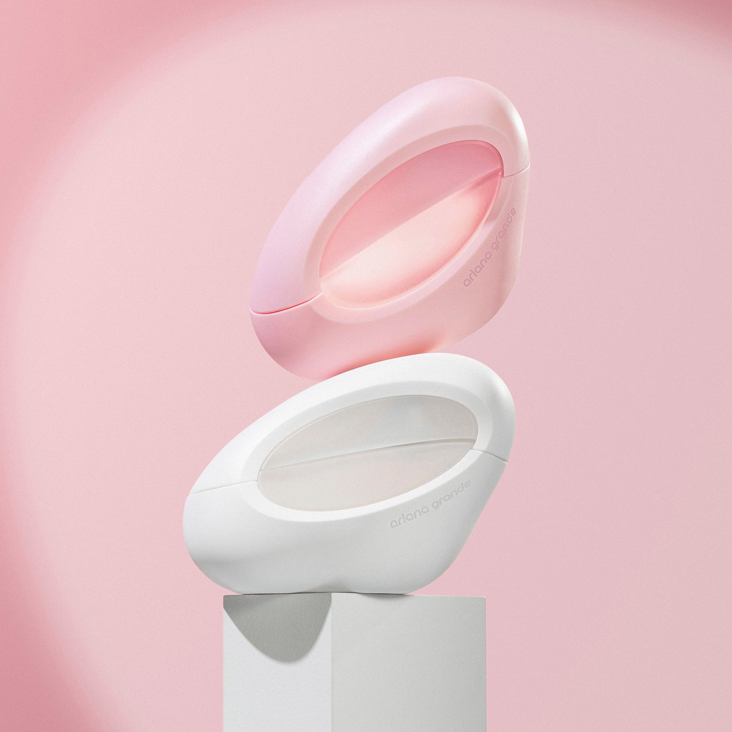 Ariana Grande MOD Blush Eau de Parfum