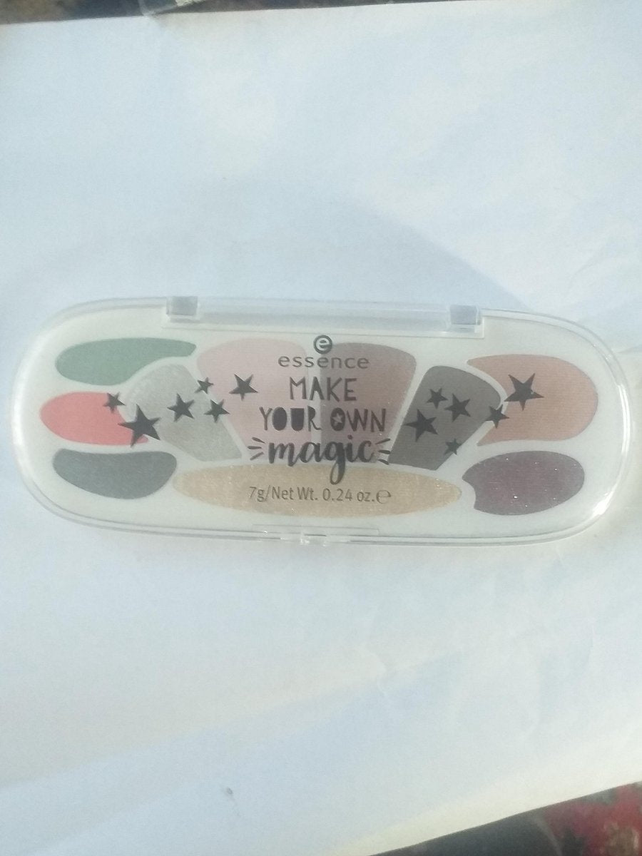 Essence make your own eyeshadow box 06 dreams are my reality