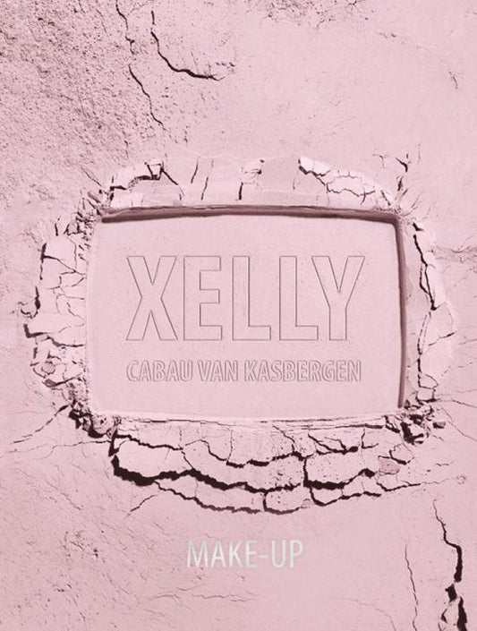 Make-up by Xelly Cabau van Kasbergen