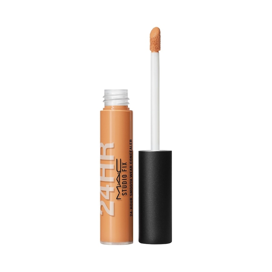 MAC MAC X Fashion Week Fix 24Hour Smooth Wear