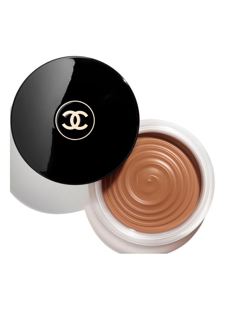 CHANEL LES BEIGES CRÈME ENSOLEILLÉE CRÈMEGEL MET ZONOVERGOTEN FINISH - LIMITED EDITION
