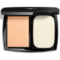 Chanel Le Teint Ultra CHANEL Le Teint Ultra Compacte Foundation Voor Een Perfecte Teint Spf 15